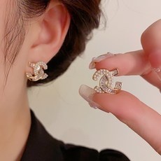 ◀ 2024년 SNS 인기상품 강력추천▶ 샤넬귀걸이 최저가 제품 TOP 5